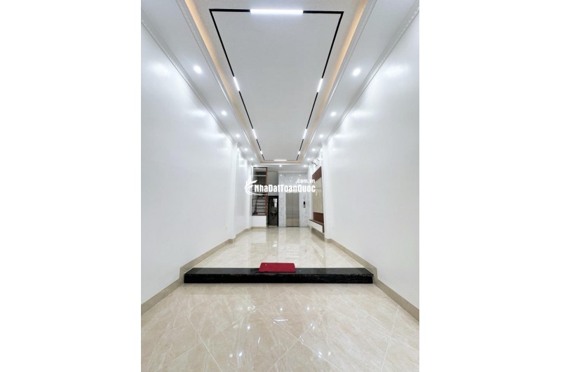 BÁN GẤP TT HOÀNG MAI NHÀ MỚI 6 TẦNG Ô TÔ ĐỖ CỬA KINH DOANH, 35M2 6 TẦNG 11.4 TỶ